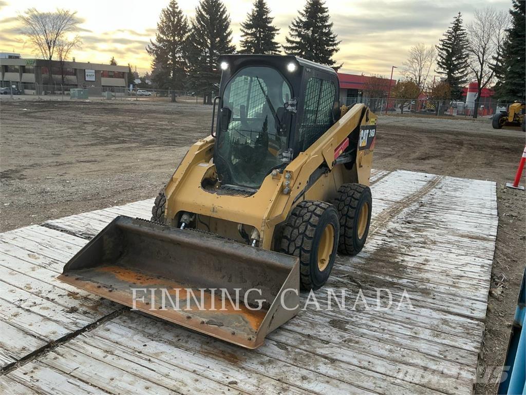 CAT 246D Skid steer mini nakladalci