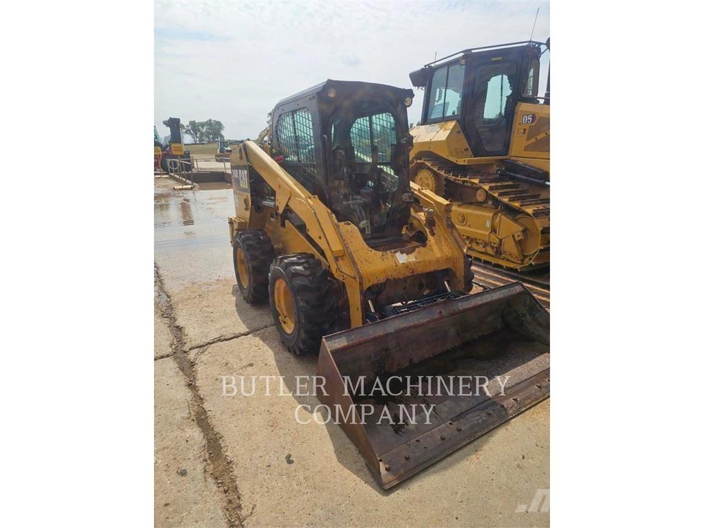 CAT 246D C3H2 Skid steer mini nakladalci