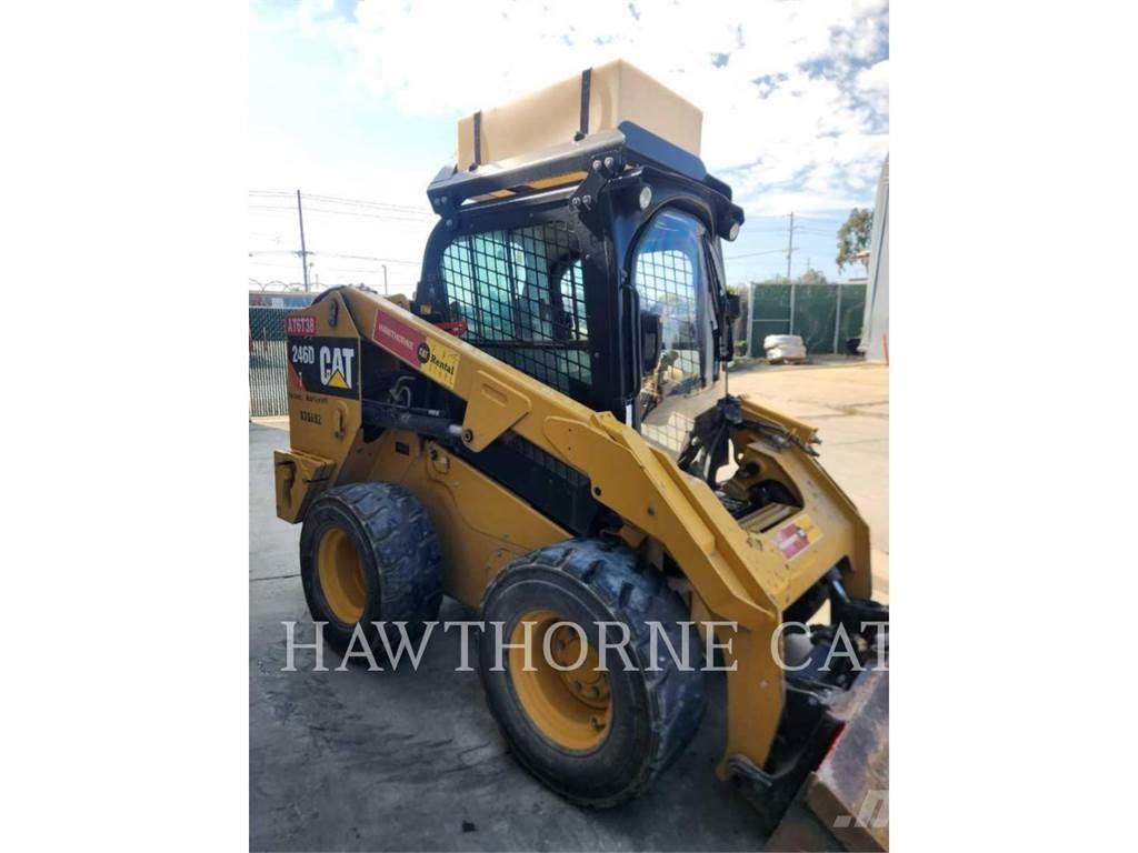 CAT 246D CBHF Skid steer mini nakladalci