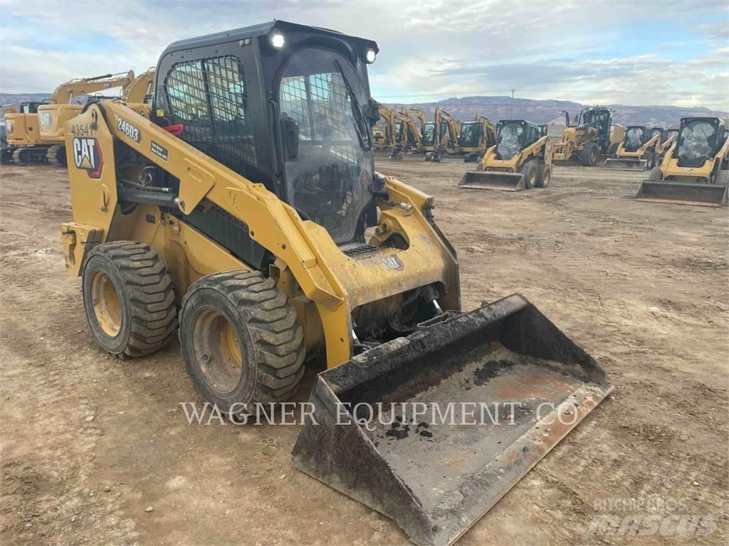 CAT 246D3 Skid steer mini nakladalci