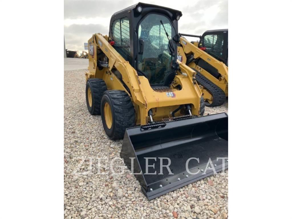 CAT 246D3 Skid steer mini nakladalci