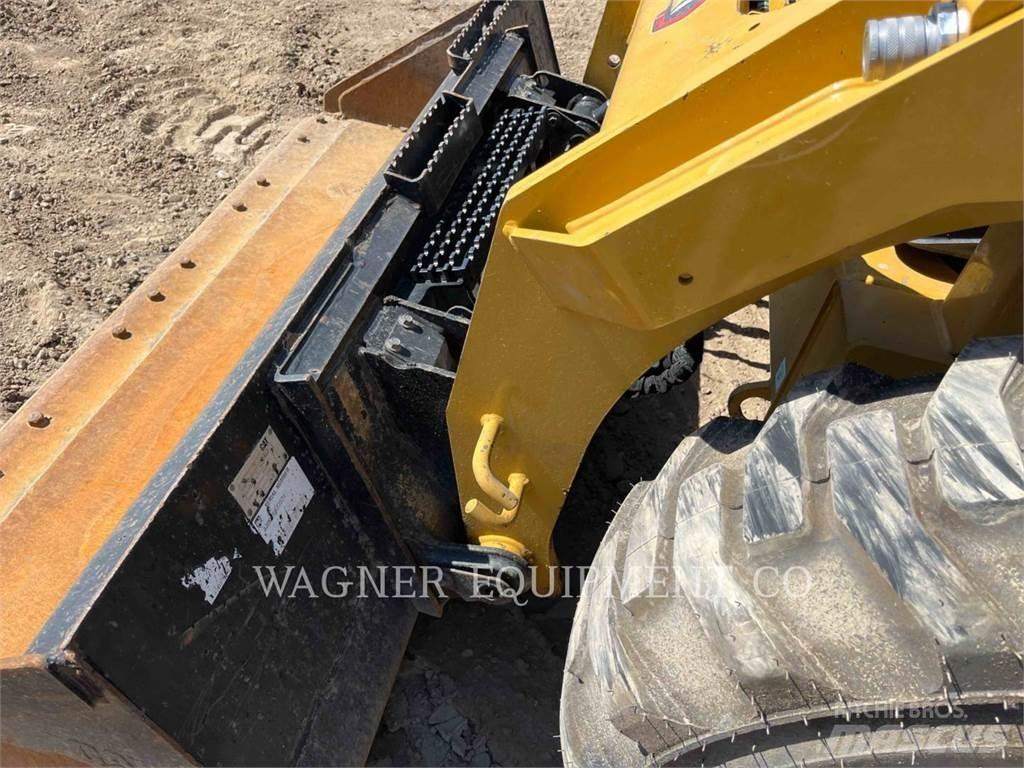 CAT 246D3 Skid steer mini nakladalci