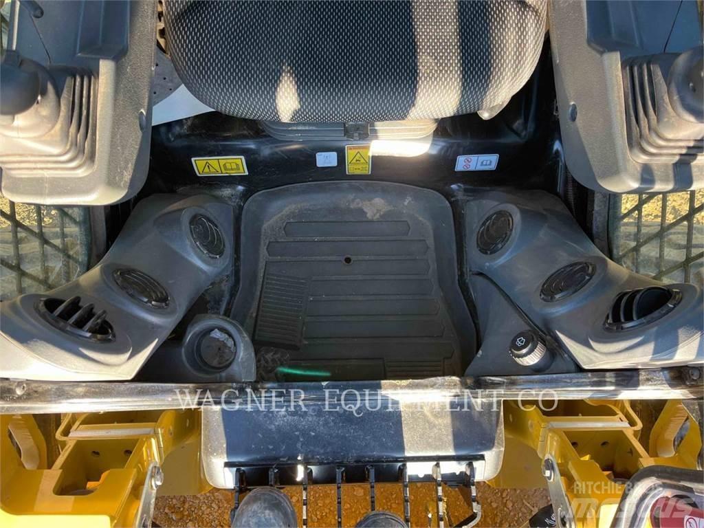 CAT 246D3 Skid steer mini nakladalci