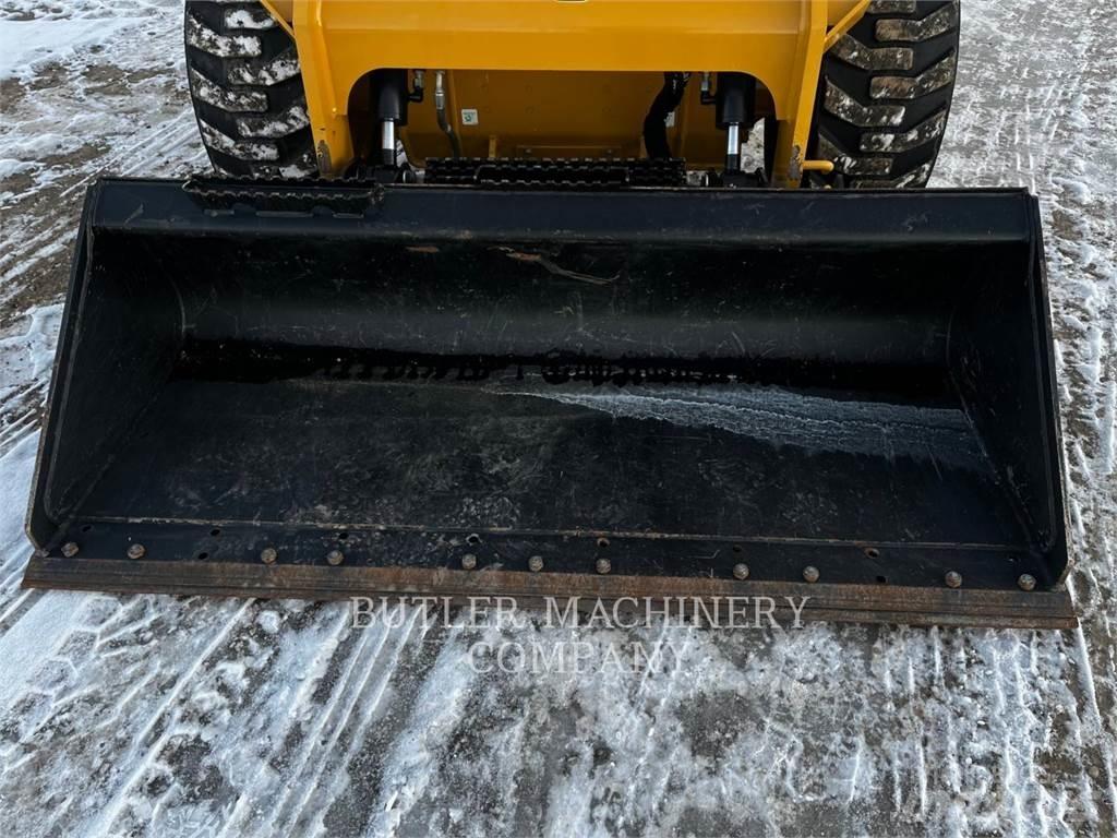CAT 246D3 Skid steer mini nakladalci