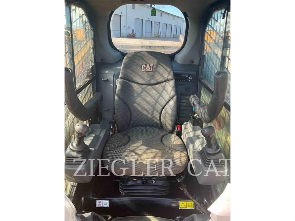 CAT 246D3 Skid steer mini nakladalci