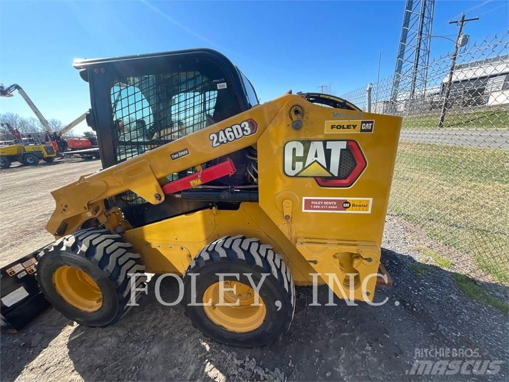 CAT 246D3 Skid steer mini nakladalci