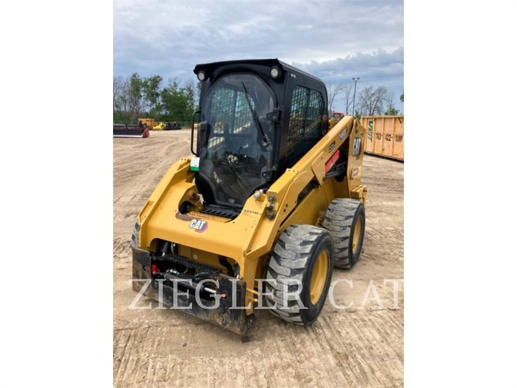 CAT 246D3 Skid steer mini nakladalci