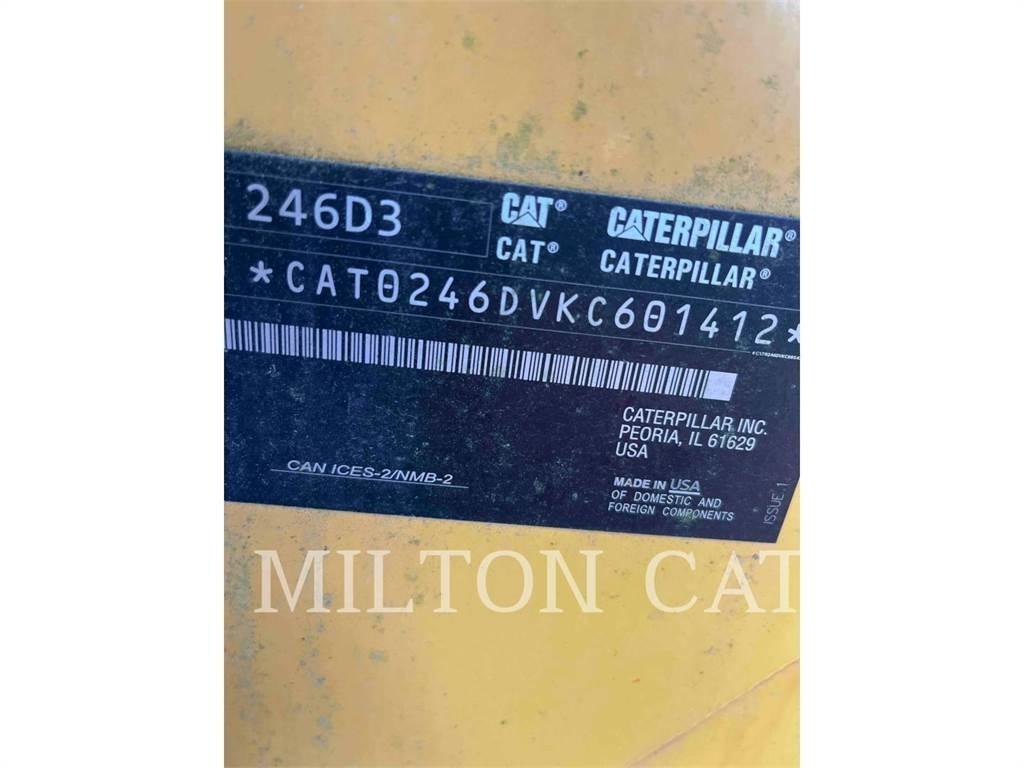 CAT 246D3 Skid steer mini nakladalci