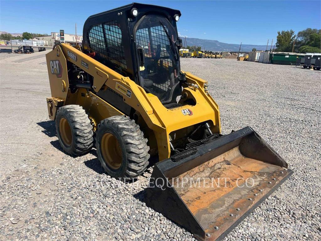 CAT 246D3 Skid steer mini nakladalci