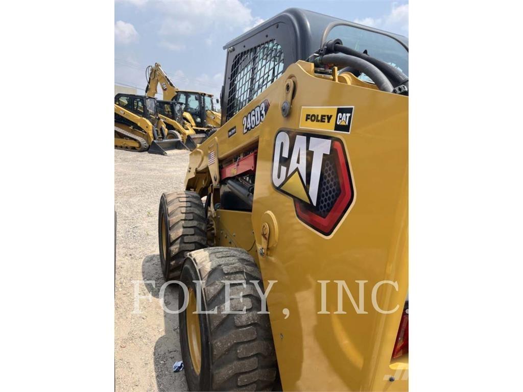 CAT 246D3 Skid steer mini nakladalci