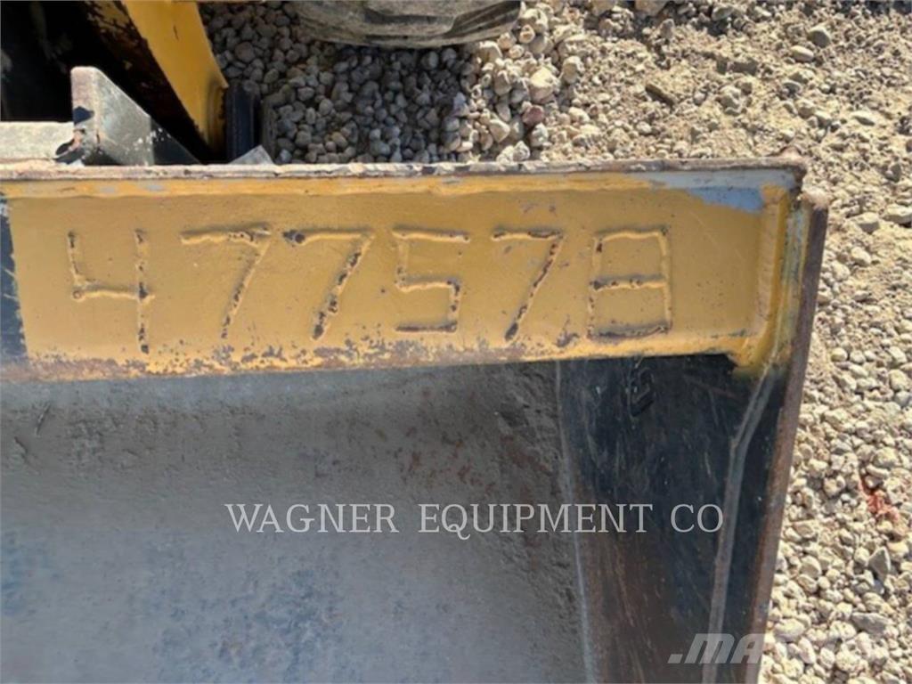 CAT 246D3 Skid steer mini nakladalci