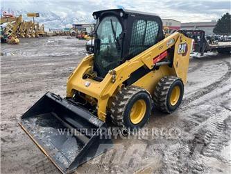 CAT 246D3 C3H2 Skid steer mini nakladalci