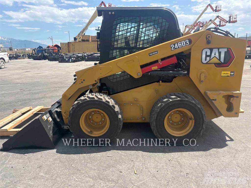 CAT 246D3 C3H2 Skid steer mini nakladalci