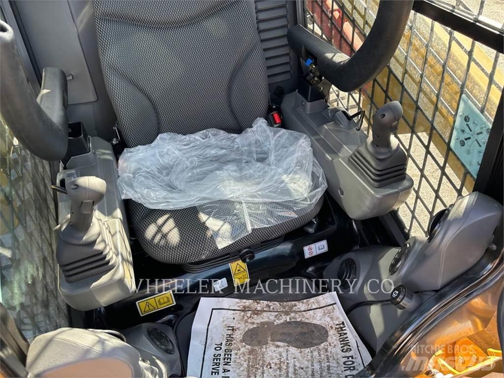 CAT 246D3 C3H2 Skid steer mini nakladalci