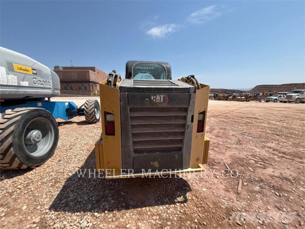 CAT 246D3 C3H2 Skid steer mini nakladalci