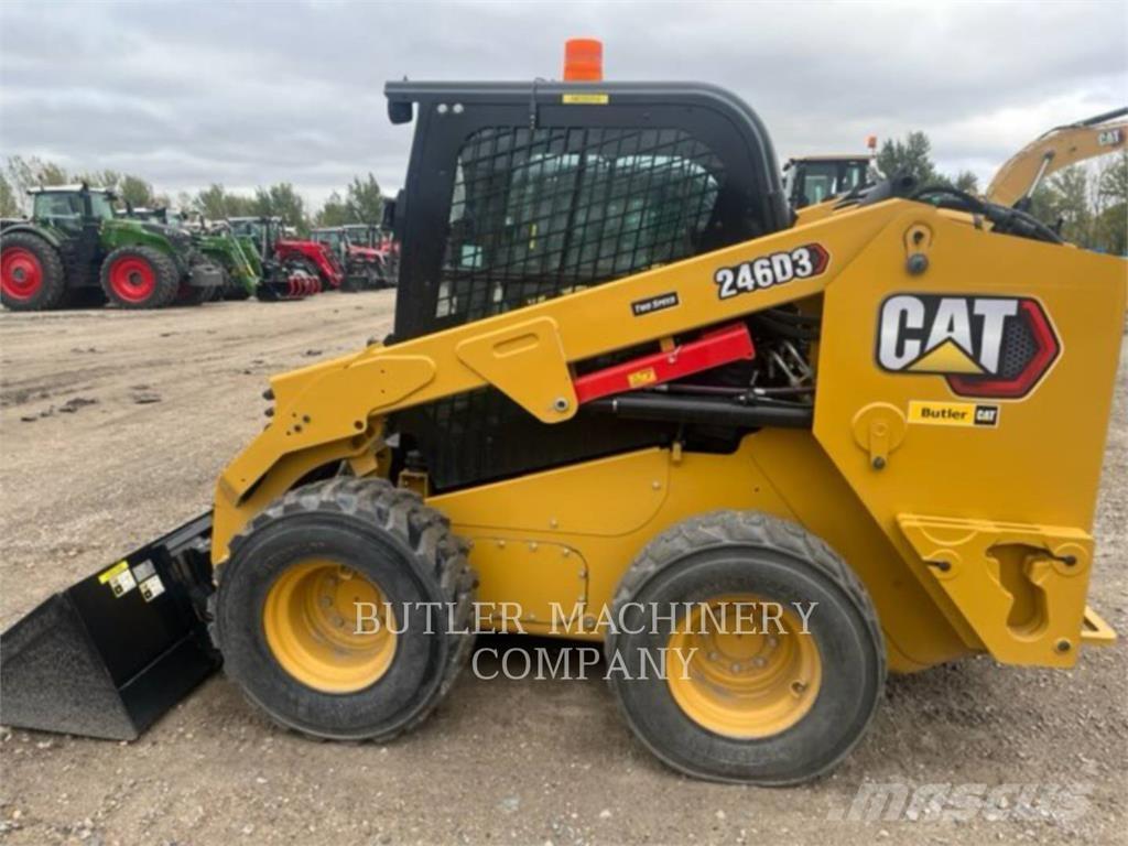 CAT 246D3 C3H2 Skid steer mini nakladalci
