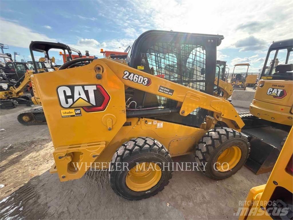 CAT 246D3 C3HF Skid steer mini nakladalci