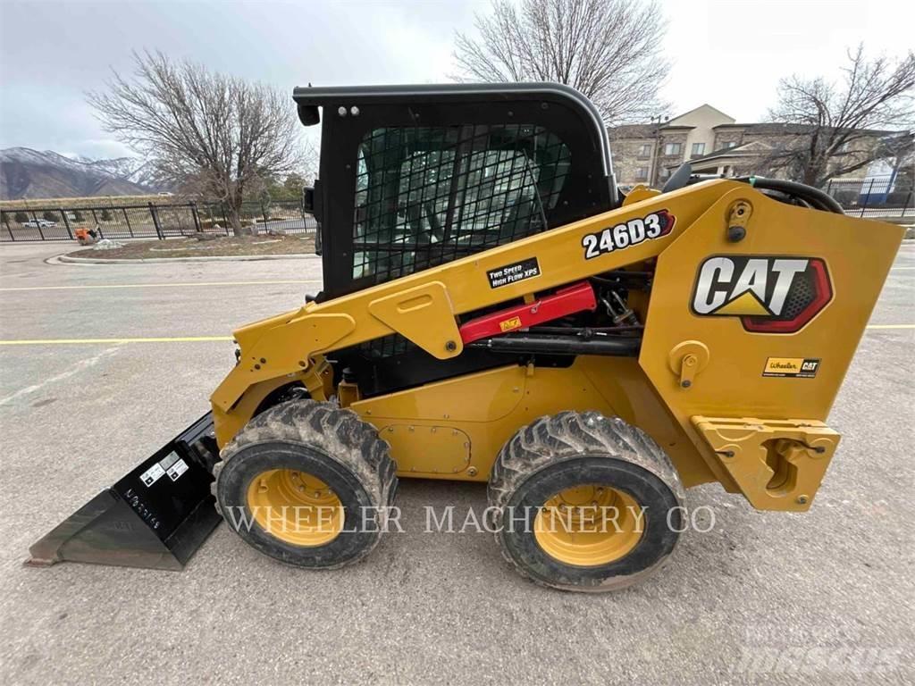 CAT 246D3 C3HF Skid steer mini nakladalci