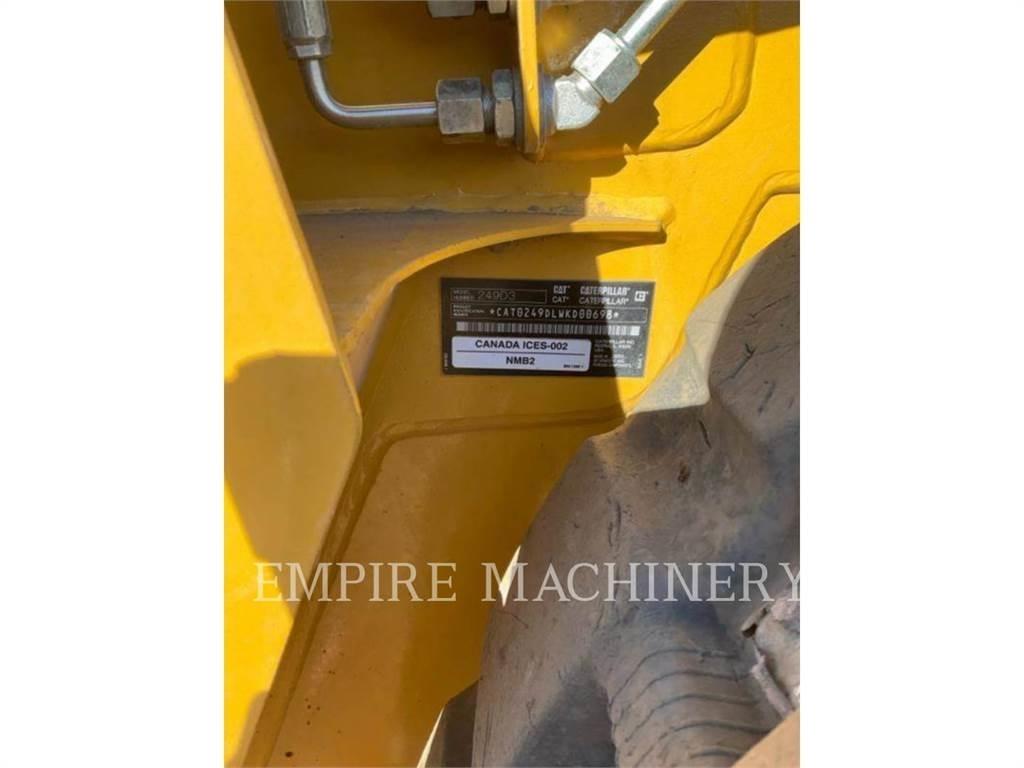 CAT 249D3 CA Skid steer mini nakladalci