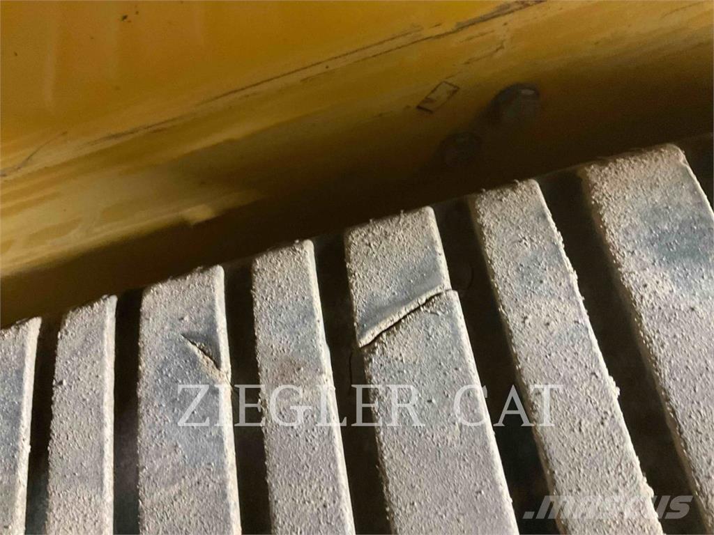 CAT 255 Nakladalci goseničarji