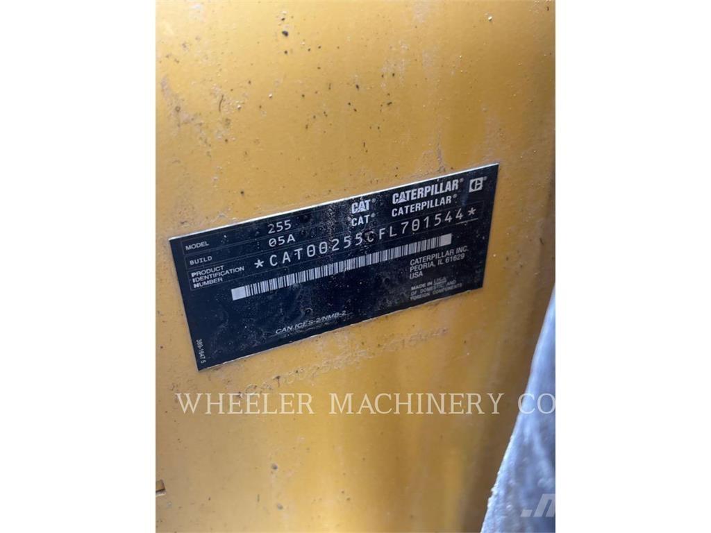 CAT 255 C3HF Nakladalci goseničarji