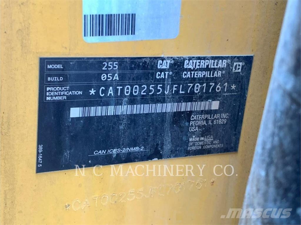 CAT 255 HP3CB Skid steer mini nakladalci