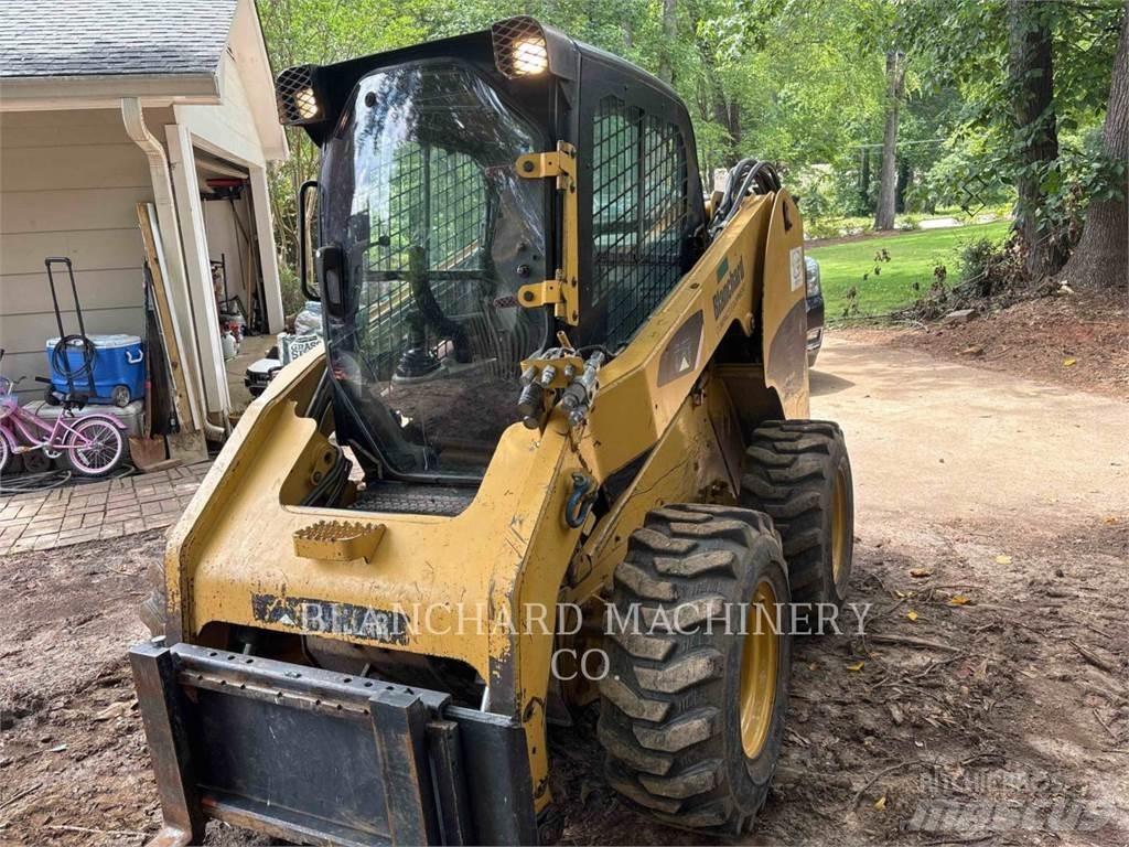 CAT 256C Skid steer mini nakladalci