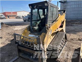 CAT 257B3 Skid steer mini nakladalci
