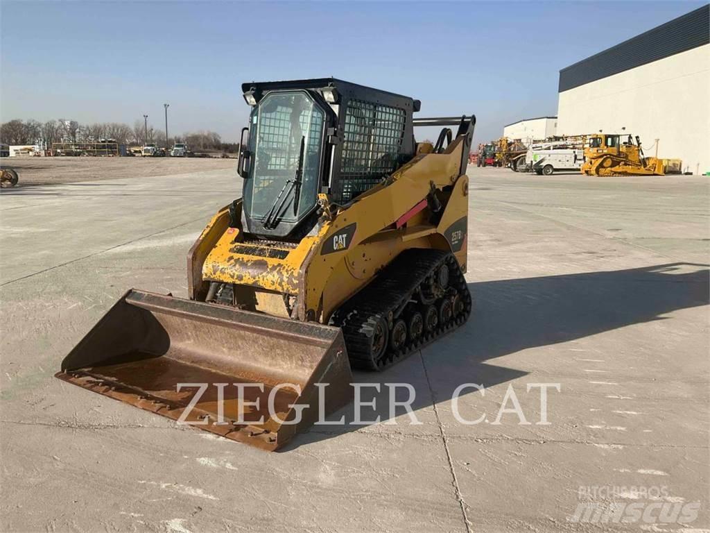 CAT 257B3 Nakladalci goseničarji