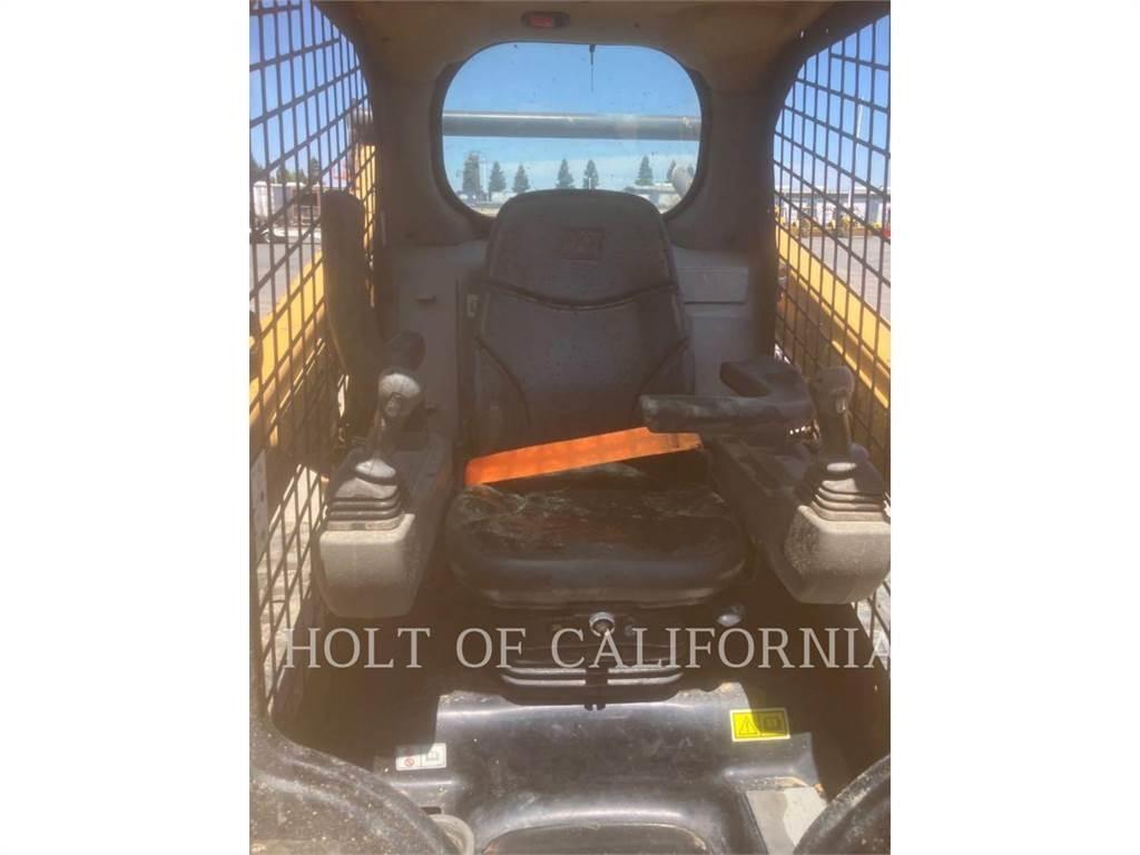CAT 259 HF Skid steer mini nakladalci