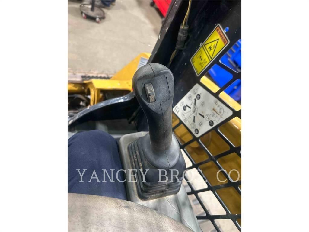 CAT 259D3 Skid steer mini nakladalci