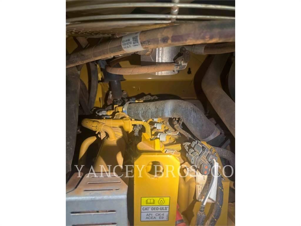 CAT 259D3 Skid steer mini nakladalci