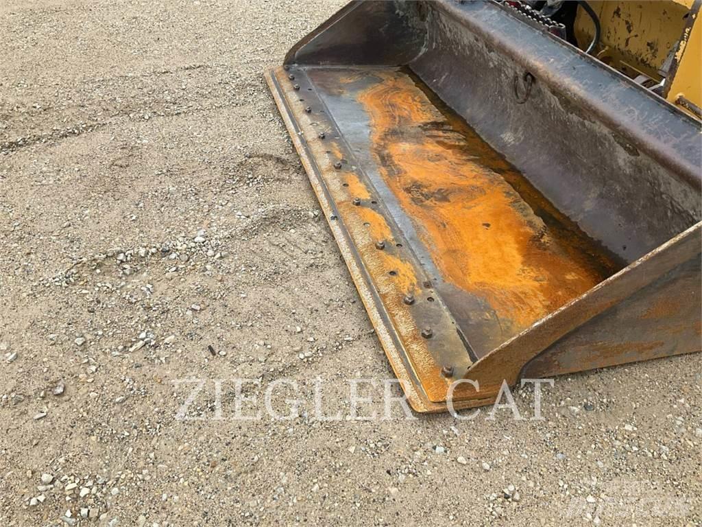 CAT 259D3 Nakladalci goseničarji
