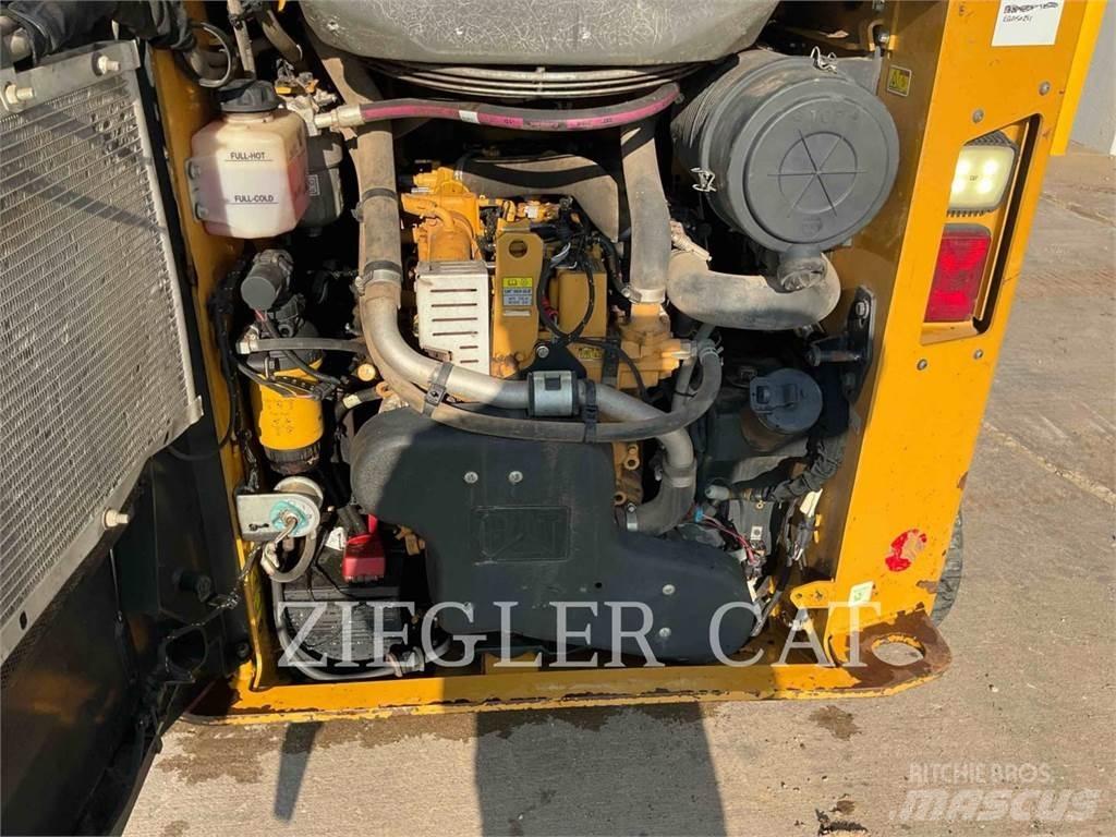CAT 259D3 Nakladalci goseničarji