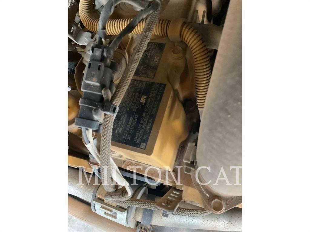CAT 259D3 Nakladalci goseničarji