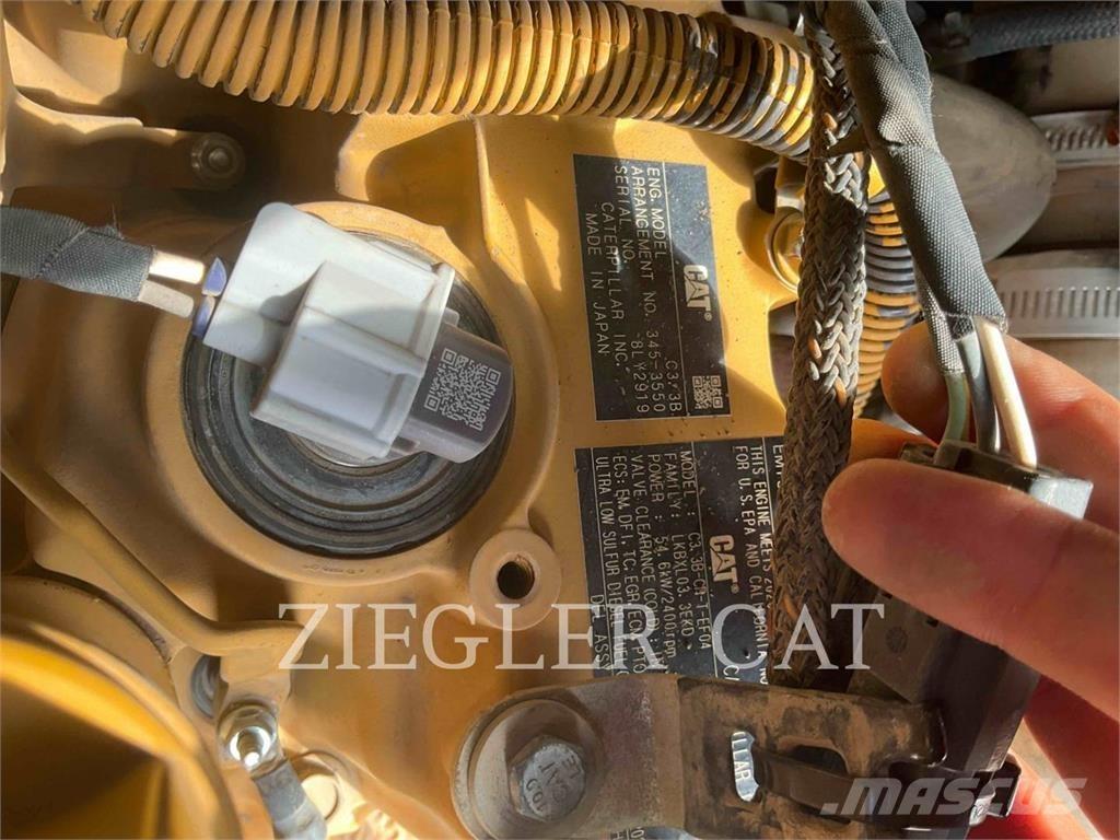 CAT 259D3 Nakladalci goseničarji