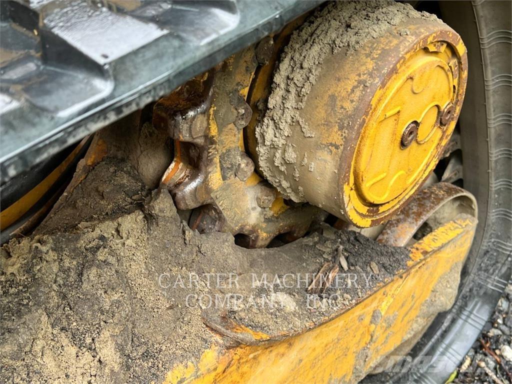 CAT 259D3 Skid steer mini nakladalci