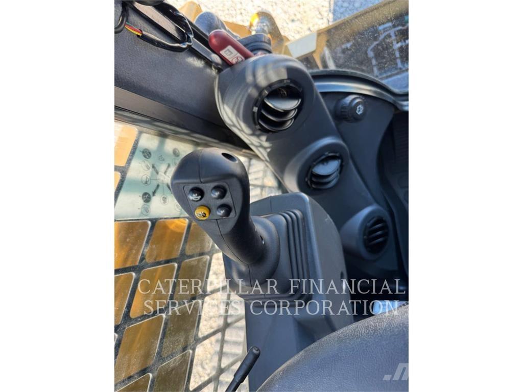 CAT 259D3 Nakladalci goseničarji