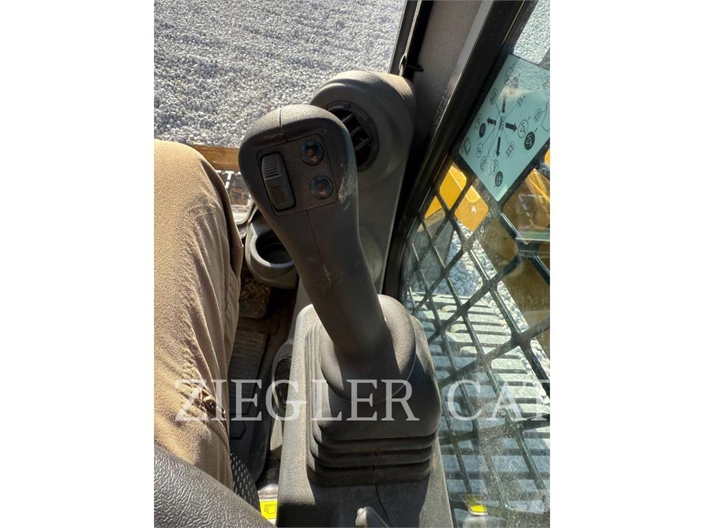 CAT 259D3 Nakladalci goseničarji