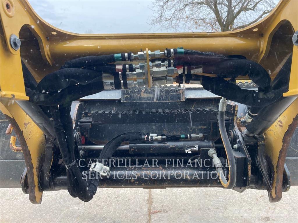 CAT 259D3 Nakladalci goseničarji