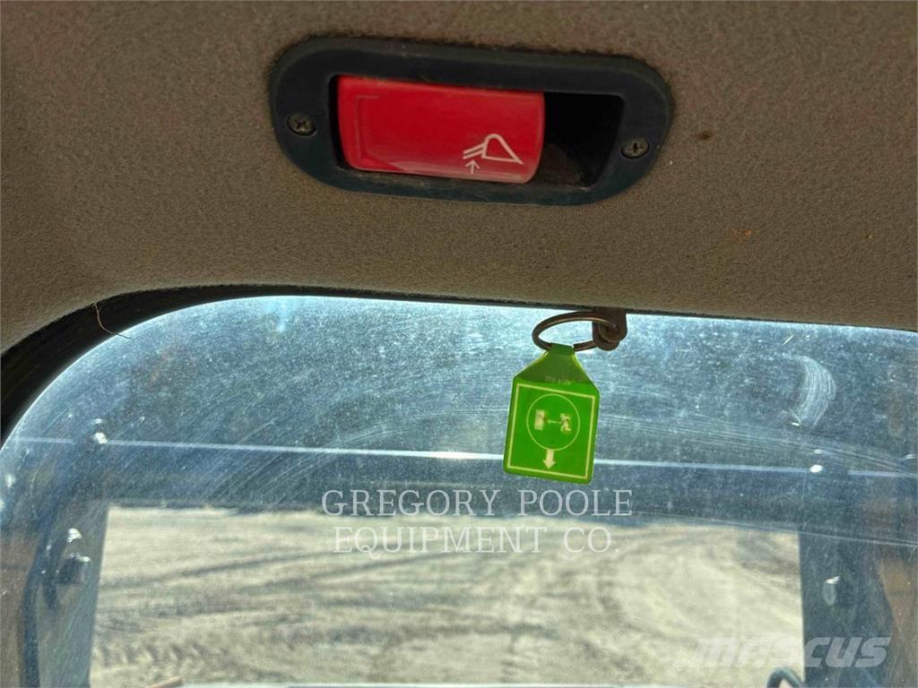 CAT 259D3 Nakladalci goseničarji