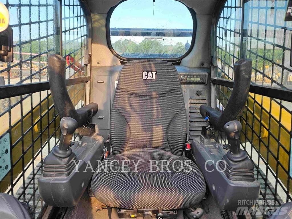 CAT 259D3 HF Skid steer mini nakladalci