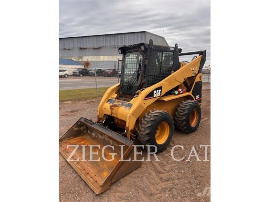 CAT 262 Skid steer mini nakladalci