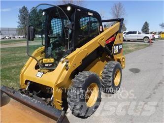 CAT 262D Skid steer mini nakladalci