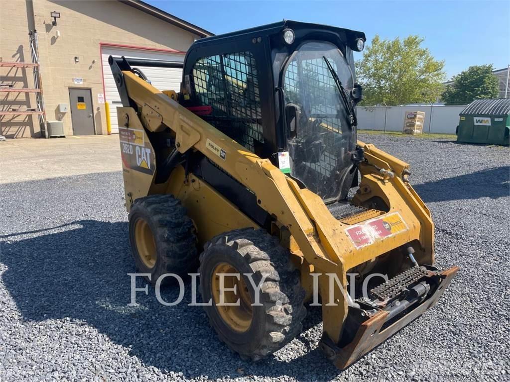CAT 262D Skid steer mini nakladalci