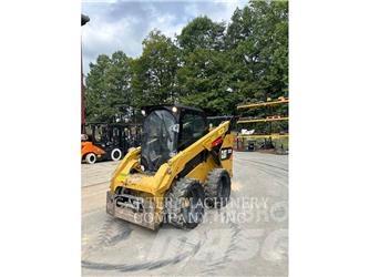 CAT 262D Skid steer mini nakladalci