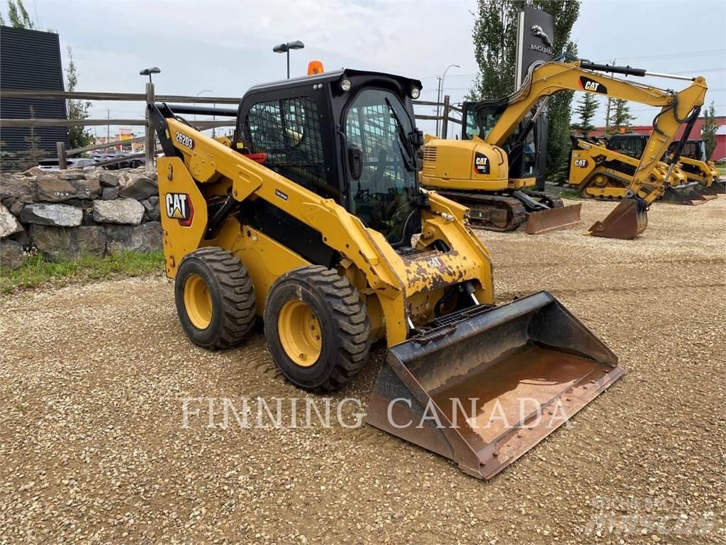 CAT 262D Skid steer mini nakladalci