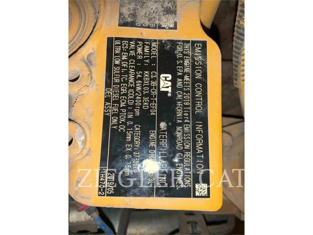 CAT 262D Skid steer mini nakladalci
