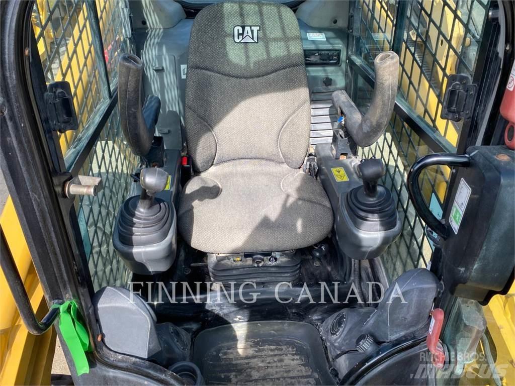 CAT 262D Skid steer mini nakladalci