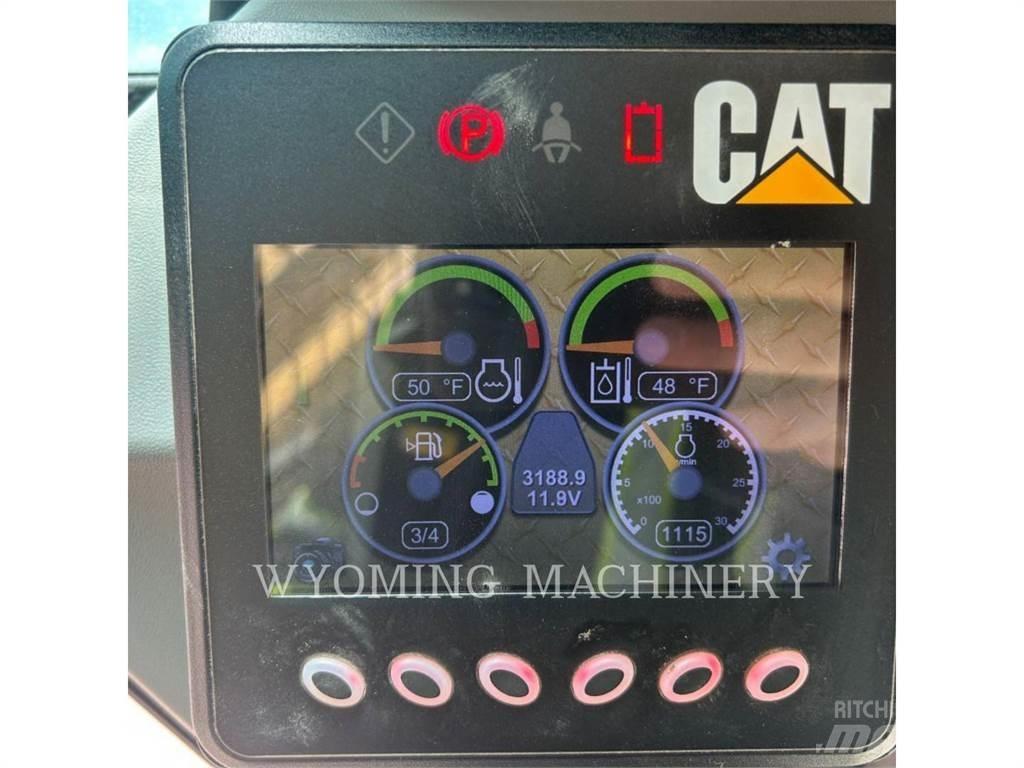 CAT 262D Skid steer mini nakladalci